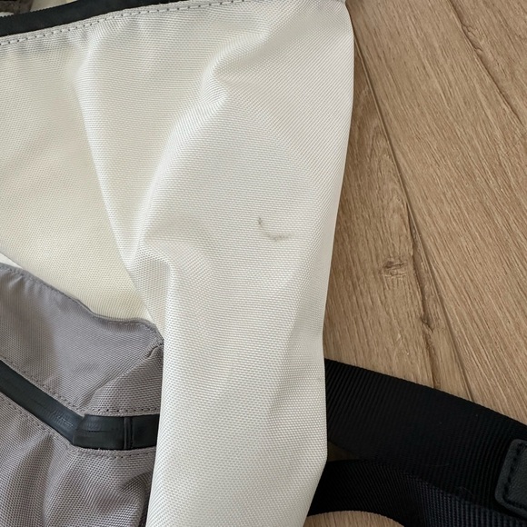 Lululemon Backpack. - Picture 6 of 6